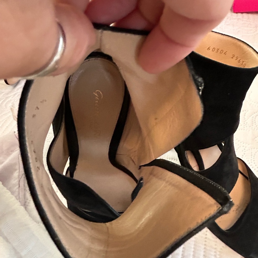 Gianvito Rossi heels - Picture 2 of 3